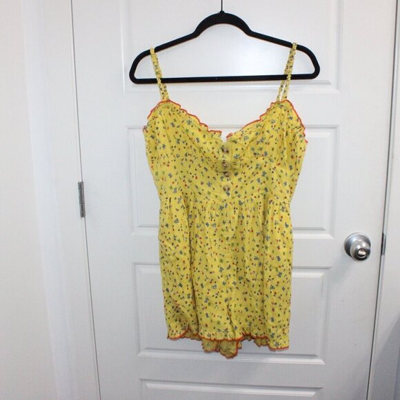 URBAN OUTFITTERS YELLOW ROMPER MEDIUM FLORAL SWEETHEART NECK BETTI PRINT LINEN - Picture 2 of 4